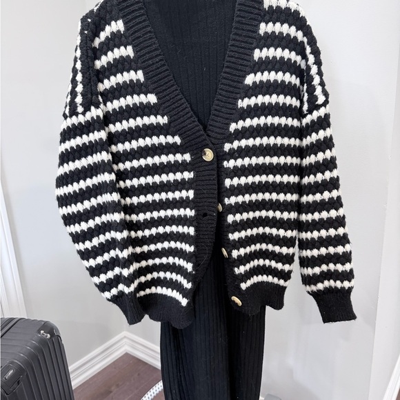 Sweaters - Black & White Striped V-Neck Button Cardigan Sweater